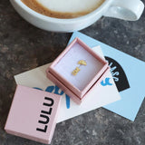 Word Love 1 PCS Earring - Gold