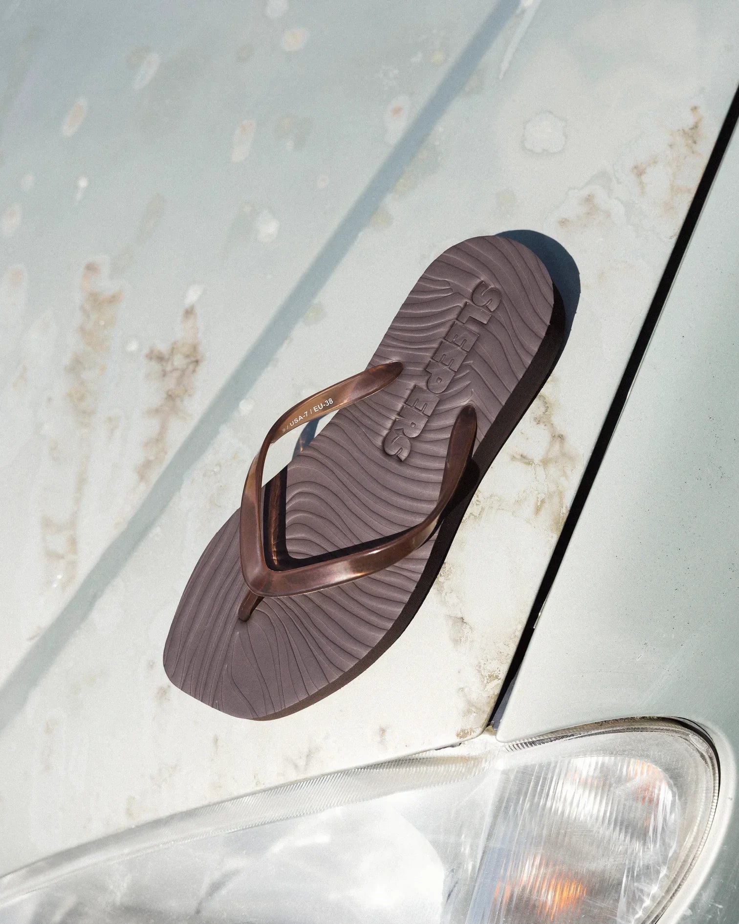 20% OFF FULL-PRICE FOOTWEAR