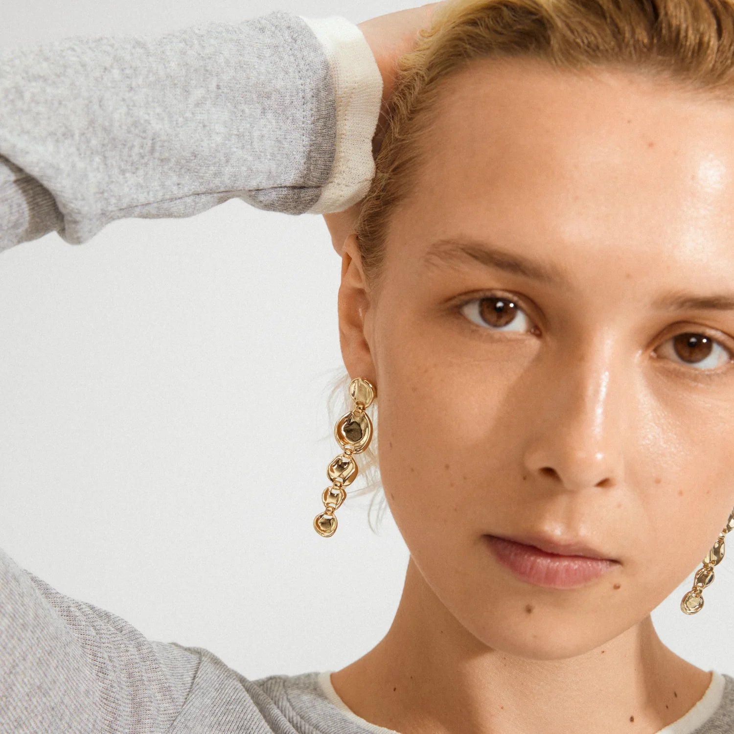 Sparkle Dangle Earrings - Gold
