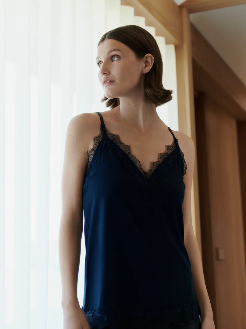 Ediit RWBillie Lace Strap Top - Dark Blue – Ediit
