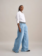 Load image into Gallery viewer, Bellerose Pops Jeans - Light Blue
