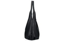 Load image into Gallery viewer, Diva Camille Handbag - Black
