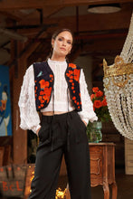 Load image into Gallery viewer, One Hundred Stars Gilet - Acer Black
