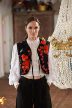 Load image into Gallery viewer, One Hundred Stars Gilet - Acer Black
