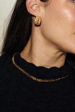 Load image into Gallery viewer, Anisa Sojka Pretzel Necklace - Gold
