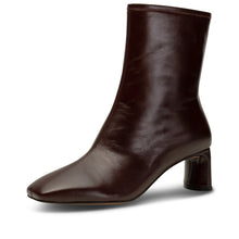 Load image into Gallery viewer, Shoe The Bear Arlo Boots - Brown
