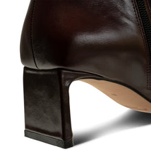 Load image into Gallery viewer, Shoe The Bear Arlo Boots - Brown
