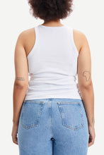 Load image into Gallery viewer, Samsoe Samsoe Alexo Tank Top - White
