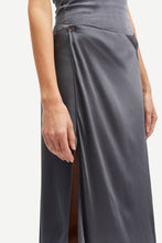 Load image into Gallery viewer, Samsoe Samsoe Viktoria Bias Skirt - Iron Gate
