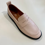 Shelly Loafers - Beige