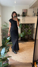 Load image into Gallery viewer, Alexandre Laurent Satin Midi Skirt - C207
