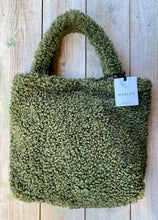 Load image into Gallery viewer, Marlon Shopper Teddy Bag - Army
