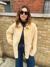 Load image into Gallery viewer, Molliolli Moia Jacket - Yellow

