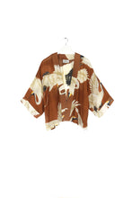 Load image into Gallery viewer, One Hundred Stars Short Kimono - Stork Cigar
