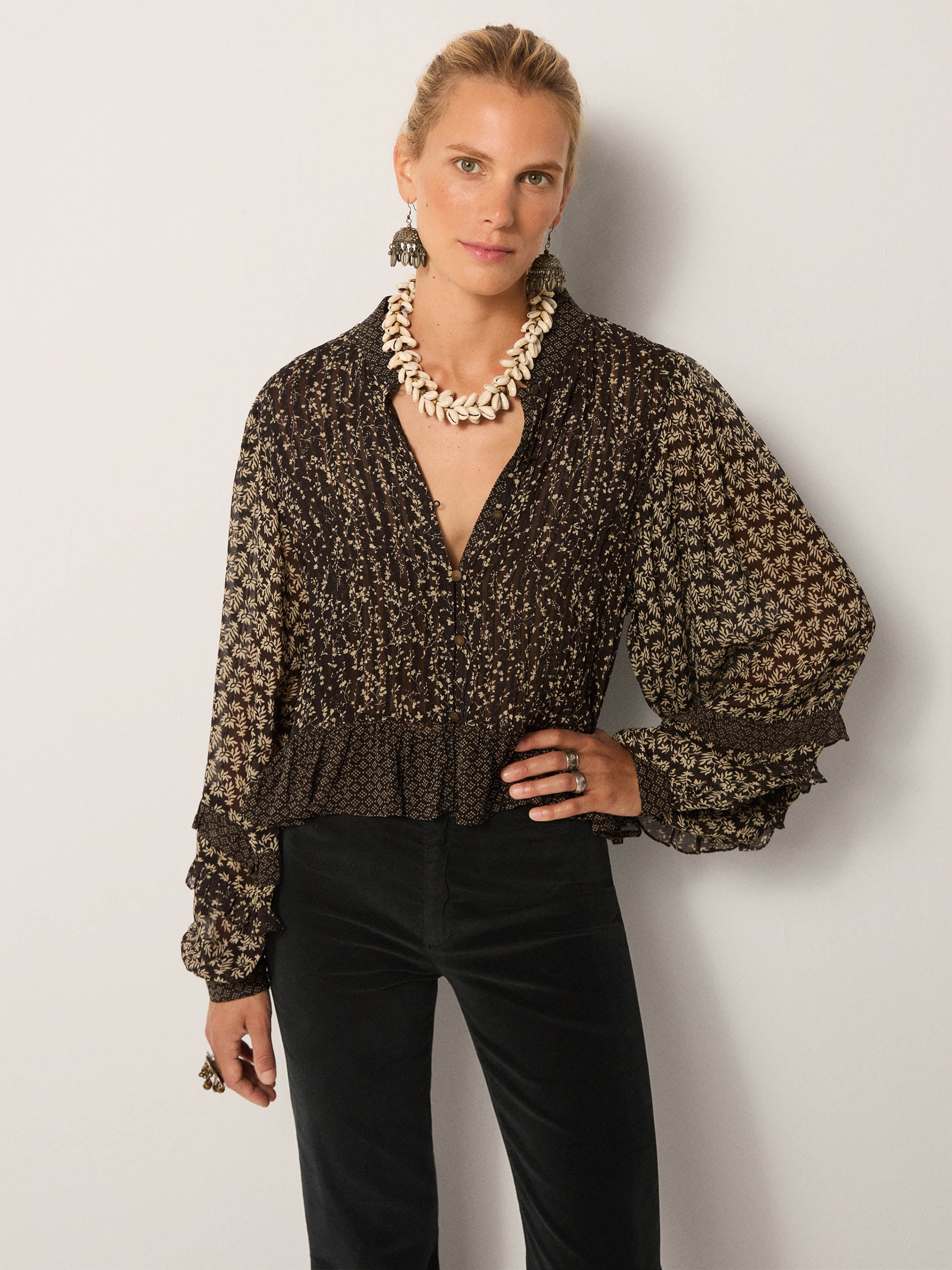 Catalina Blouse - Black Sheep