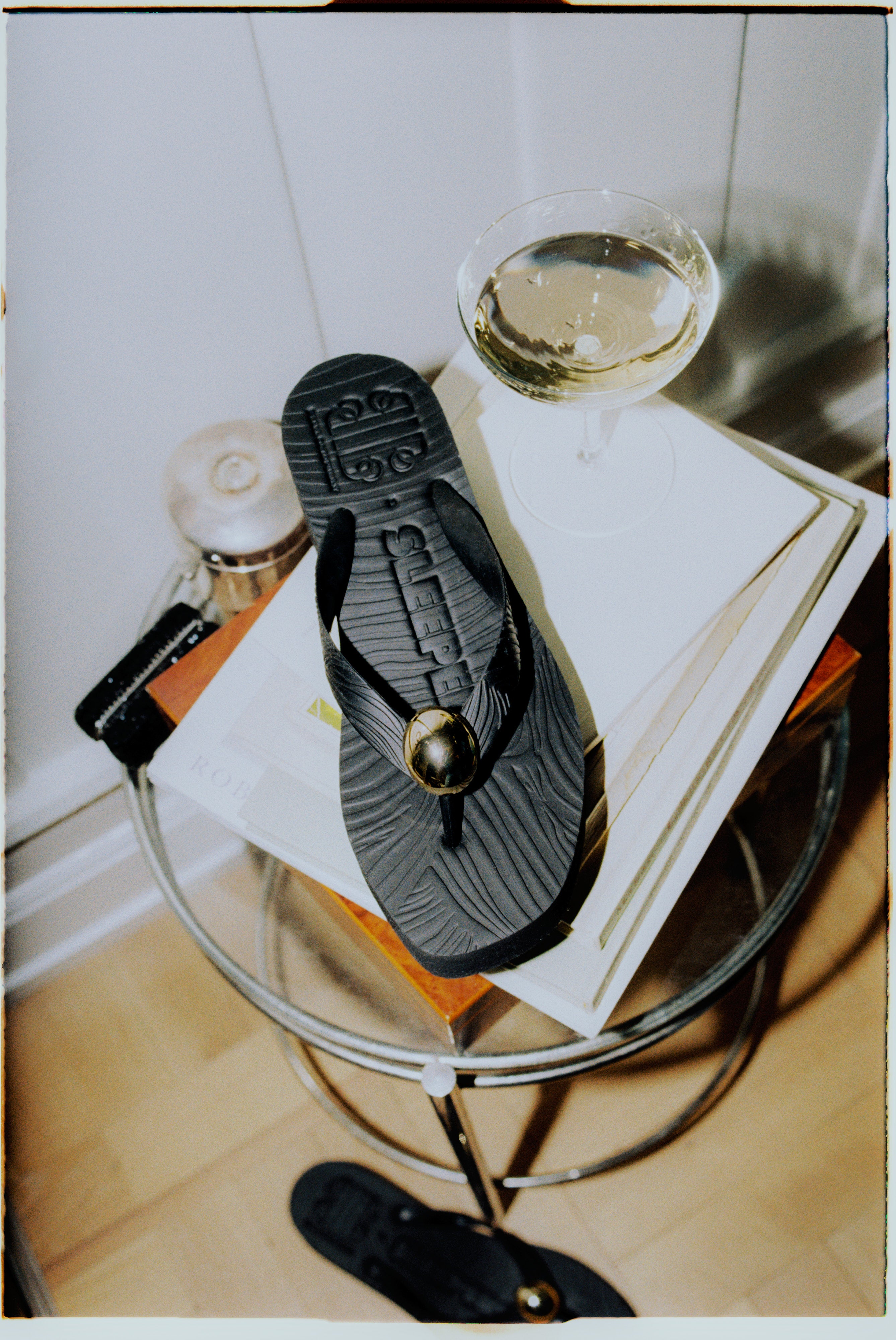High Platform Pearl Paris Flip Flop - Black