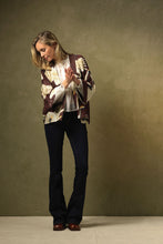 Load image into Gallery viewer, One Hundred Stars Kimono - Stork Burgundy
