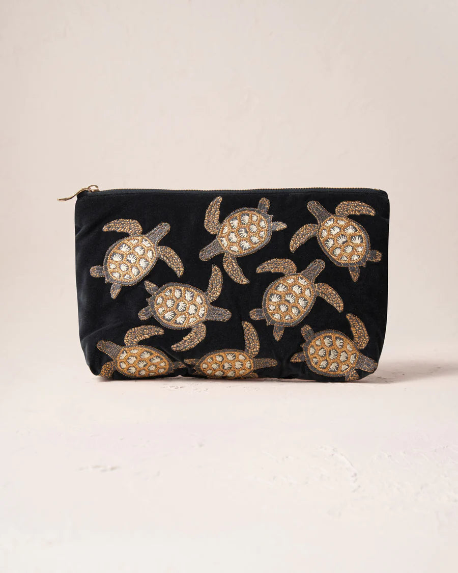 Elizabeth Scarlett Turtle Conservation Everyday Pouch - Charcoal