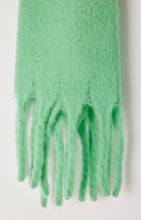 Load image into Gallery viewer, American Vintage Zinaco Scarf - Cucumber
