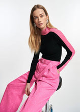 Load image into Gallery viewer, Essentiel Estoy Sweater - Black/Pink
