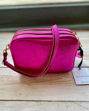 Load image into Gallery viewer, Marlon Bryan Medium Zip Bag
