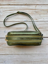 Load image into Gallery viewer, Marlon Bryan Medium Zip Bag

