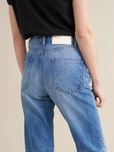 Load image into Gallery viewer, Bellerose Poundy Jeans - Vintage Mid Blue
