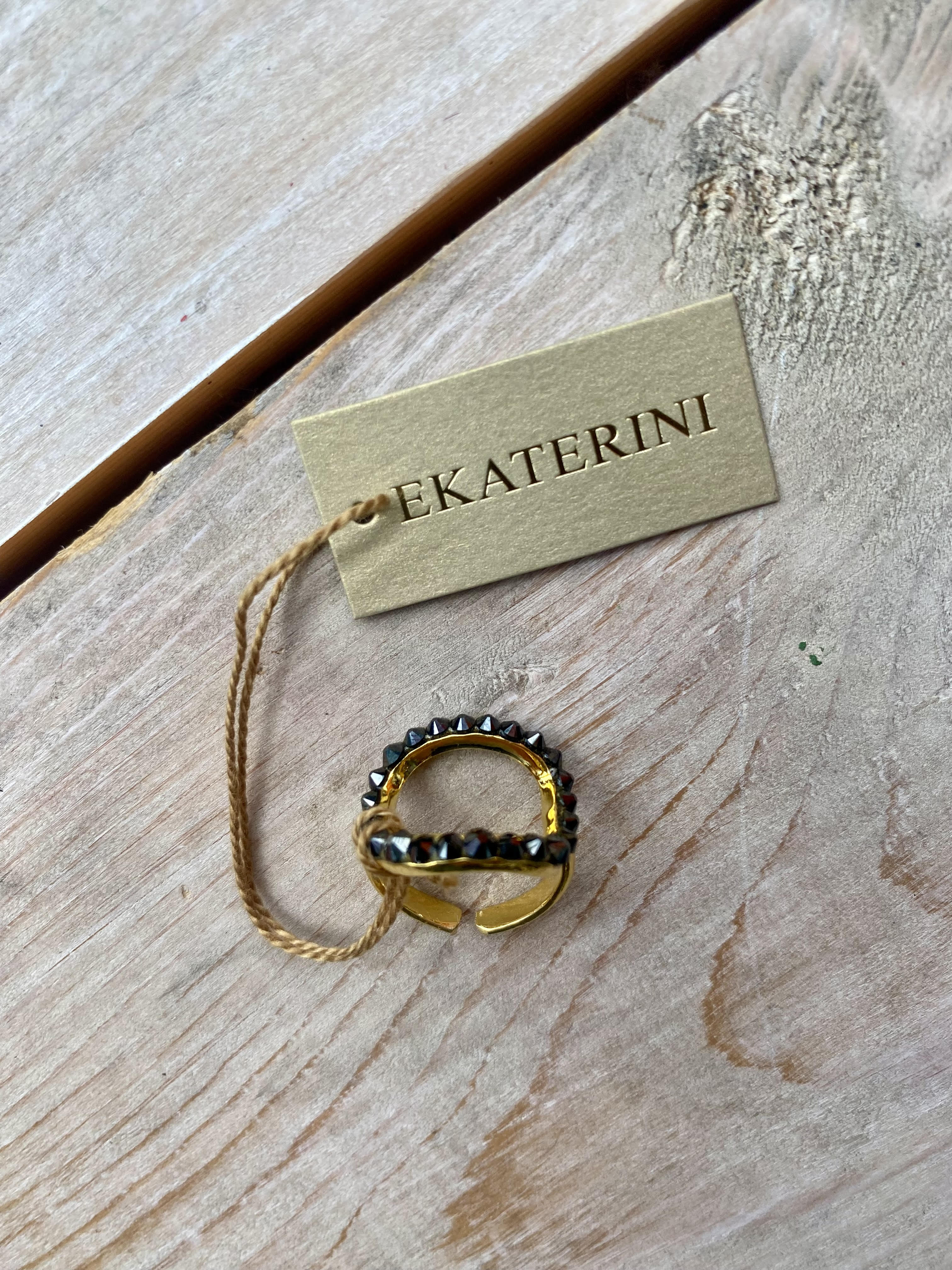 Artemis Ring