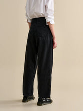Load image into Gallery viewer, Bellerose Poker Jeans - Off Black
