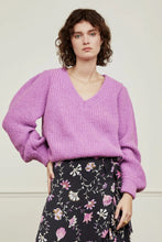 Load image into Gallery viewer, Fabienne Chapot Starry V-Neck Jumper - Loving Lilac
