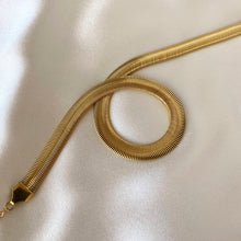 Load image into Gallery viewer, Anisa Sojka Flat Snake Necklace - Gold
