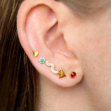 Load image into Gallery viewer, Lulu Copenhagen Bling 1PCS Earring - Gold/Red
