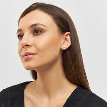 Load image into Gallery viewer, Lulu Copenhagen Cloud 1PCS Earring - Gold
