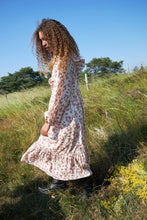 Load image into Gallery viewer, Lollys Laundry Cana Dress - Creme
