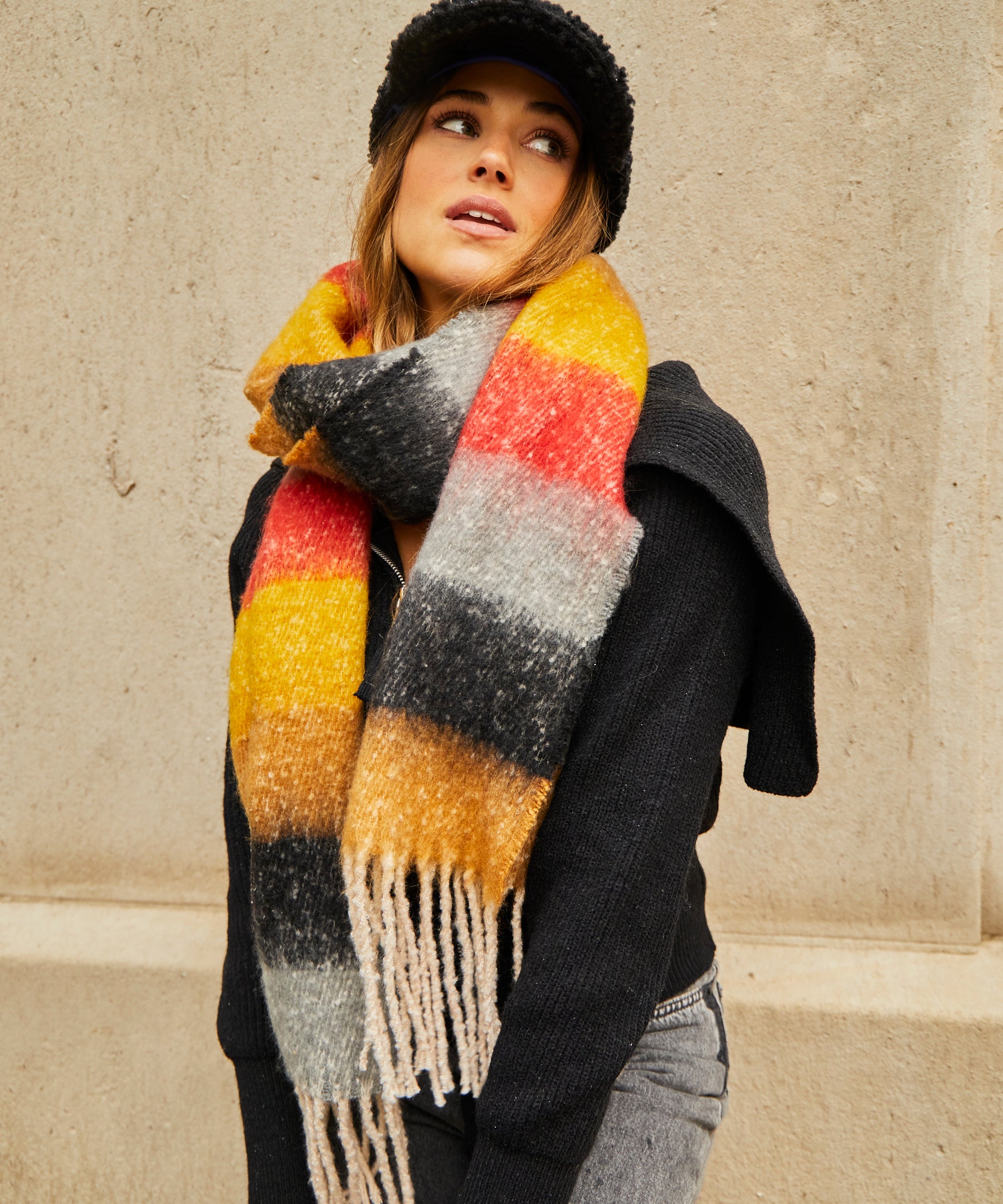 Astrid Scarf