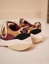 Load image into Gallery viewer, M.Moustache Lison Trainers - Beige/Burgundy
