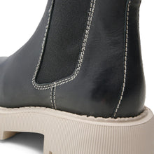Load image into Gallery viewer, Shoe The Bear Posey Chelsea Boots
