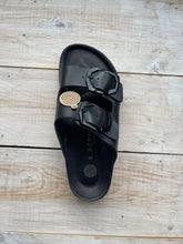 Load image into Gallery viewer, Genuins Galia Leather Sandals - Black
