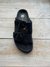 Load image into Gallery viewer, Genuins Galia Leather Sandals - Black
