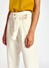 Load image into Gallery viewer, Essentiel Antwerp Benim Jeans - Ecru
