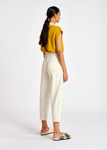Load image into Gallery viewer, Essentiel Antwerp Benim Jeans - Ecru
