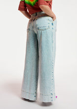 Load image into Gallery viewer, Essentiel Antwerp Das Jeans - Light Blue
