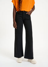 Load image into Gallery viewer, Essentiel Antwerp Dew Jeans - Black
