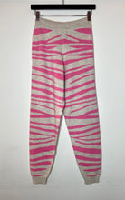 Load image into Gallery viewer, Jumper 1234 Tiger Joggers - Beige/Pink

