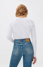 Load image into Gallery viewer, American Vintage Sonoma Long Sleeve T-Shirt - White
