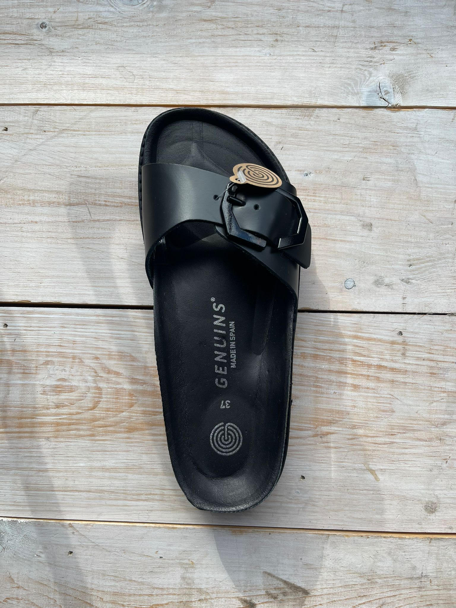 Gudi Leather Sandals - Black